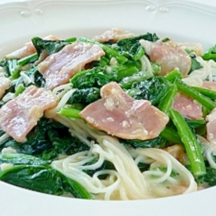 牛乳で ベーコンとほうれん草のクリームソース素麺 レシピ 作り方 By ぽんぽんぷー 楽天レシピ 牛乳で ベーコンとほうれん草のクリームソース素麺 レシピ 作り方 By ぽんぽんぷー 楽天レシピ